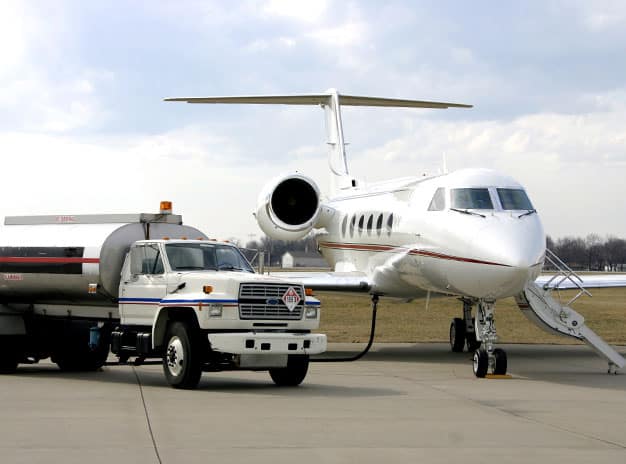 a jet refueling